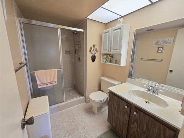 3000 NW 48th Ter 430, Lauderdale Lakes FL 33313
