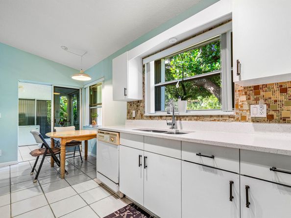 156 Caribe Court, Greenacres FL 33413