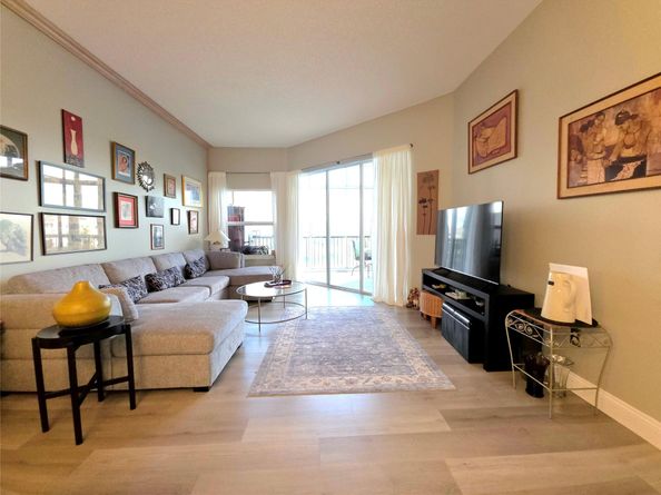 7593 Granville Dr 411, Fort Lauderdale FL 33321