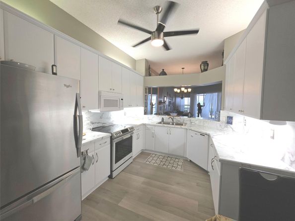 7593 Granville Dr 411, Fort Lauderdale FL 33321