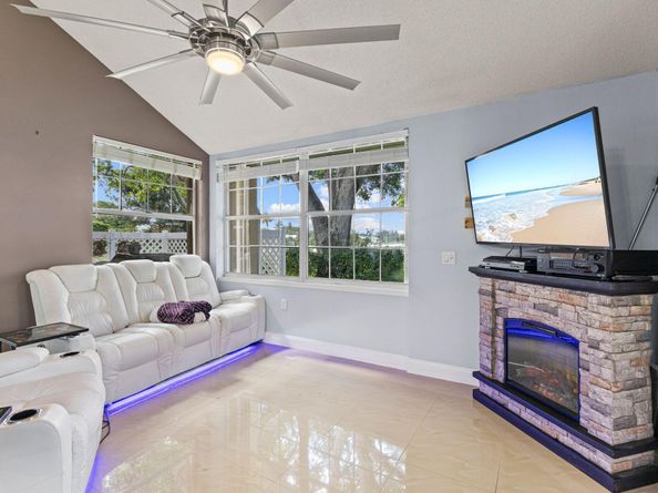 1202 Copley Court, Boynton Beach FL 33436