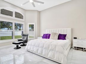 5242 Indianwood Village Lane, Lake Worth FL 33463