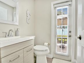 5242 Indianwood Village Lane, Lake Worth FL 33463