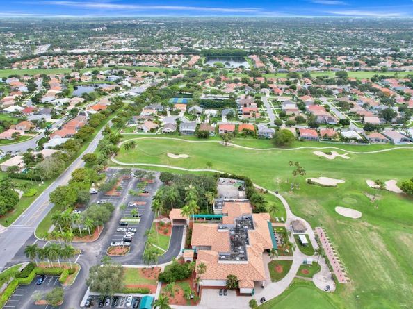 5242 Indianwood Village Lane, Lake Worth FL 33463