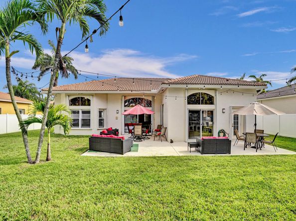 5242 Indianwood Village Lane, Lake Worth FL 33463