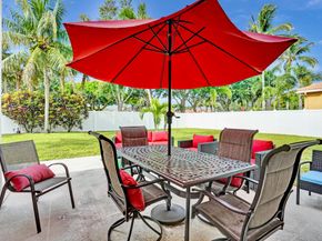 5242 Indianwood Village Lane, Lake Worth FL 33463