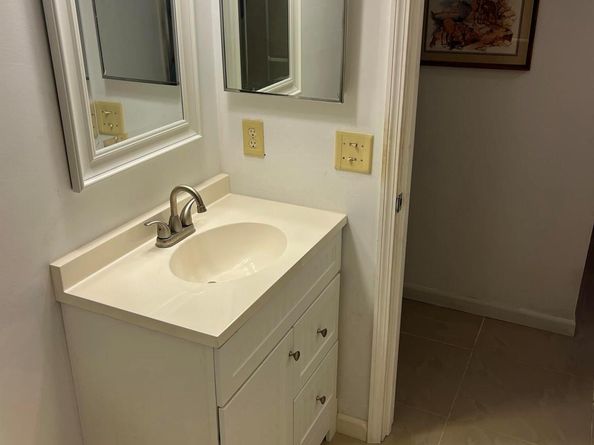 1961 W Woolbright Road D103, Boynton Beach FL 33426