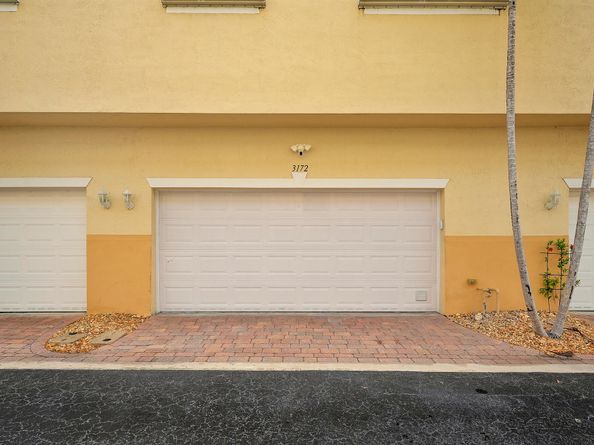 3172 N Greenleaf Circle, Boynton Beach FL 33426