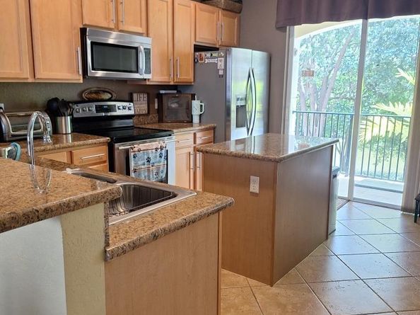 3172 N Greenleaf Circle, Boynton Beach FL 33426