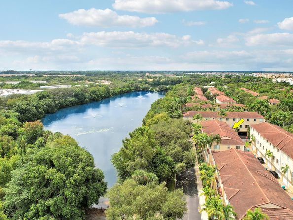 3172 N Greenleaf Circle, Boynton Beach FL 33426