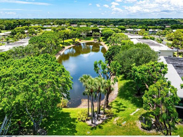 45 Stratford Lane B, Boynton Beach FL 33436