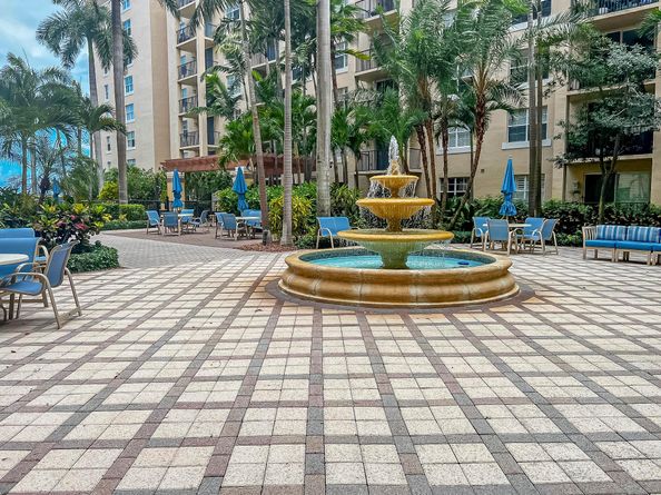 1805 N Flagler Drive 206, West Palm Beach FL 33407