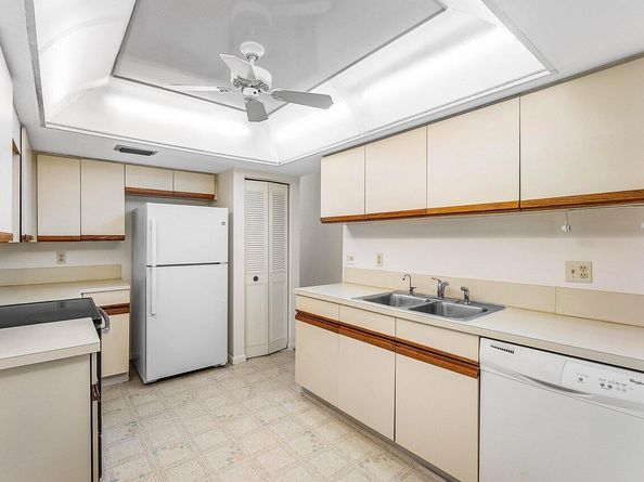 5944 Forest Grove Drive 3, Boynton Beach FL 33437