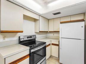 5944 Forest Grove Drive 3, Boynton Beach FL 33437