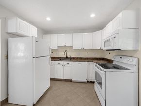 904 SW 24th Street, Boynton Beach FL 33426