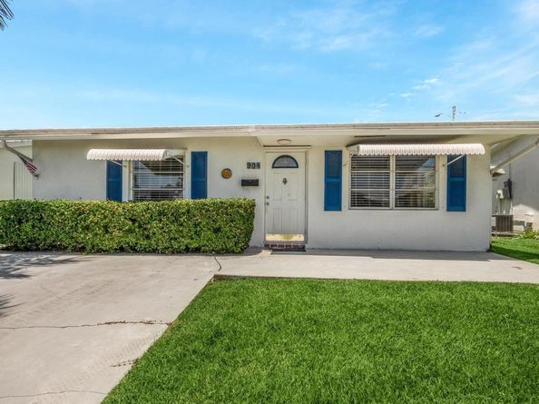 904 SW 24th Street, Boynton Beach FL 33426
