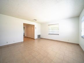 904 SW 24th Street, Boynton Beach FL 33426