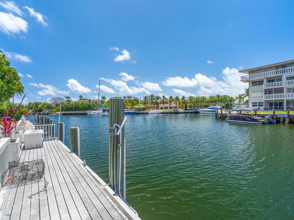 419 Golden Isles Drive 107, Hallandale Beach FL 33009