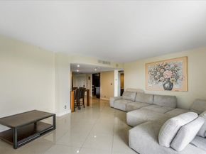 3475 N Country Club Drive 602, Aventura FL 33180
