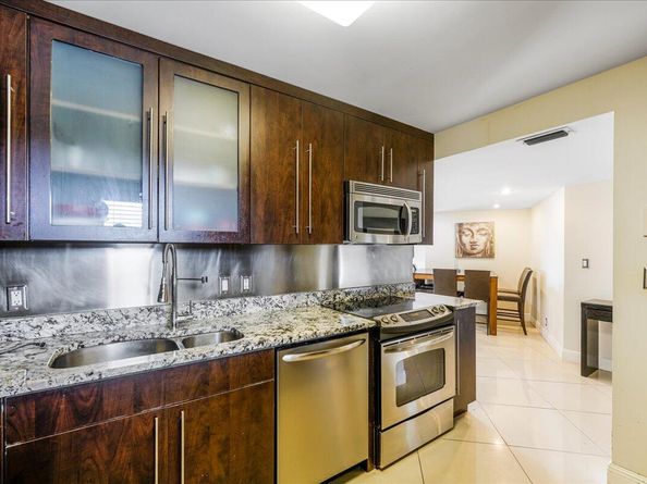 3475 N Country Club Drive 602, Aventura FL 33180
