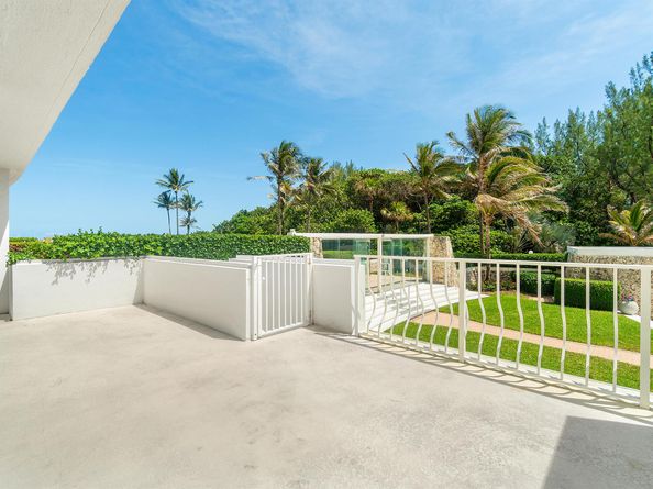 2774 S Ocean Boulevard 106, Palm Beach FL 33480