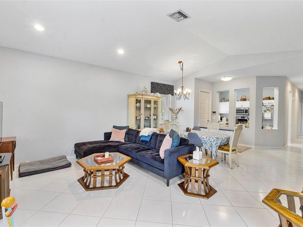 5733 NW 127TH Te 5733, Coral Springs FL 33076