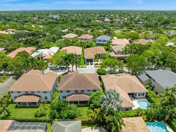 1201 Skylark Dr, Weston FL 33327