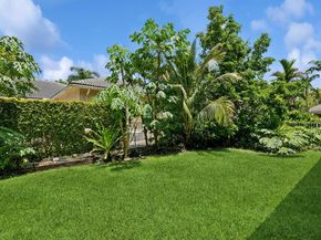 1201 Skylark Dr, Weston FL 33327