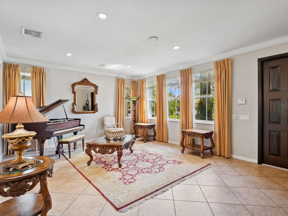 1201 Skylark Dr, Weston FL 33327
