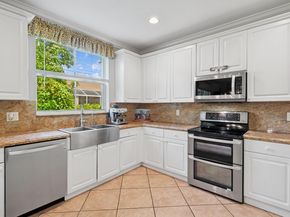 1201 Skylark Dr, Weston FL 33327