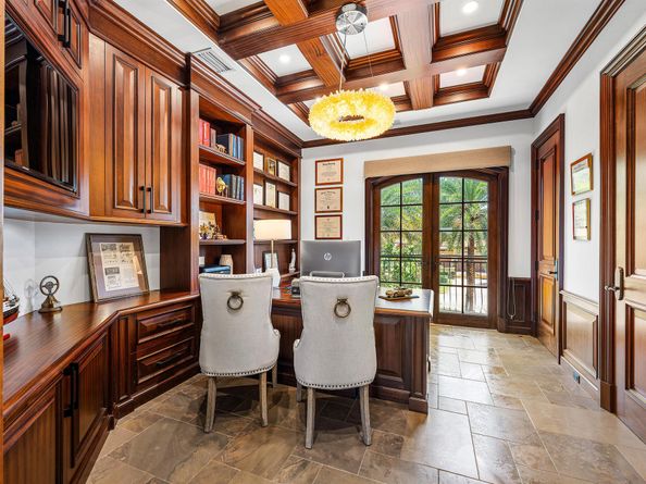 2325 NE 27th Street, Lighthouse Point FL 33064