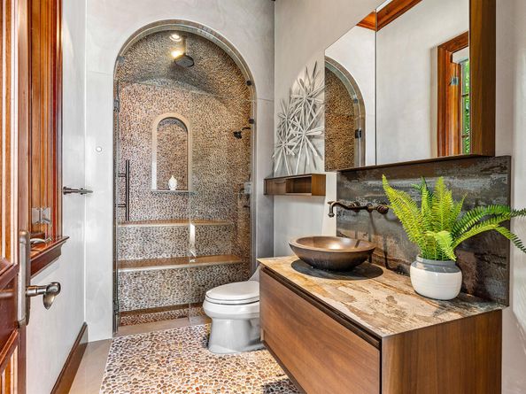 2325 NE 27th Street, Lighthouse Point FL 33064