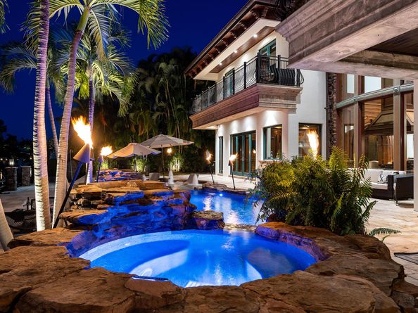 2325 NE 27th Street, Lighthouse Point FL 33064