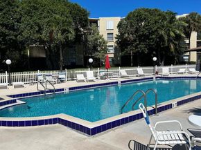 896 N Federal Hwy 526 Highway 526, Lantana FL 33462