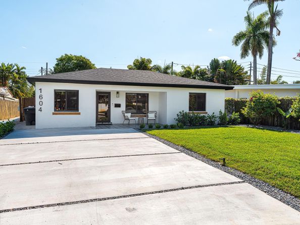 1604 NE 16th Ave, Fort Lauderdale FL 33305