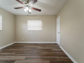 6660 Allen St, Hollywood FL 33024