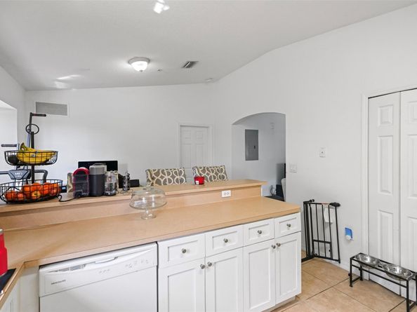 22921 SW 88th Pl 201, Cutler Bay FL 33190