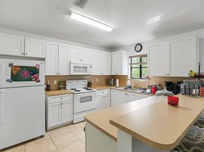 22921 SW 88th Pl 201, Cutler Bay FL 33190