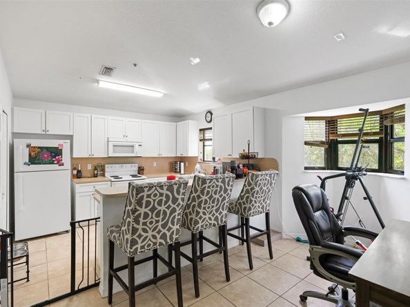 22921 SW 88th Pl 201, Cutler Bay FL 33190