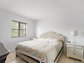 22921 SW 88th Pl 201, Cutler Bay FL 33190