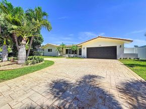 2910 NE 19th St, Pompano Beach FL 33062