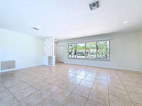2910 NE 19th St, Pompano Beach FL 33062