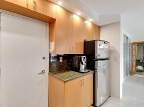 300 Bayview Drive 1703, Sunny Isles Beach FL 33160
