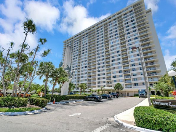 300 Bayview Drive 1703, Sunny Isles Beach FL 33160