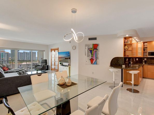 300 Bayview Drive 1703, Sunny Isles Beach FL 33160
