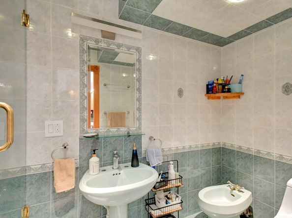 300 Bayview Drive 1703, Sunny Isles Beach FL 33160