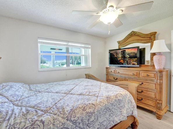 1804 Ocean Drive 109, Boynton Beach FL 33426