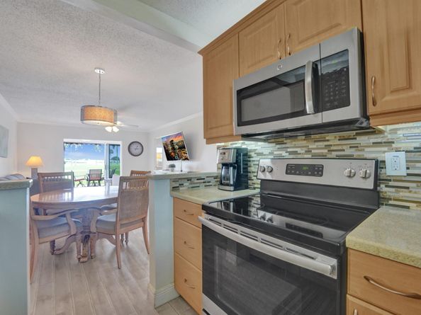 1804 Ocean Drive 109, Boynton Beach FL 33426