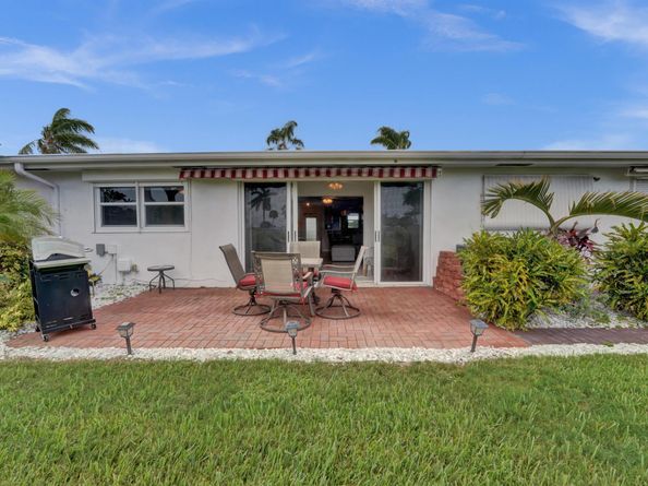 1804 Ocean Drive 109, Boynton Beach FL 33426