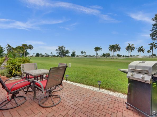 1804 Ocean Drive 109, Boynton Beach FL 33426